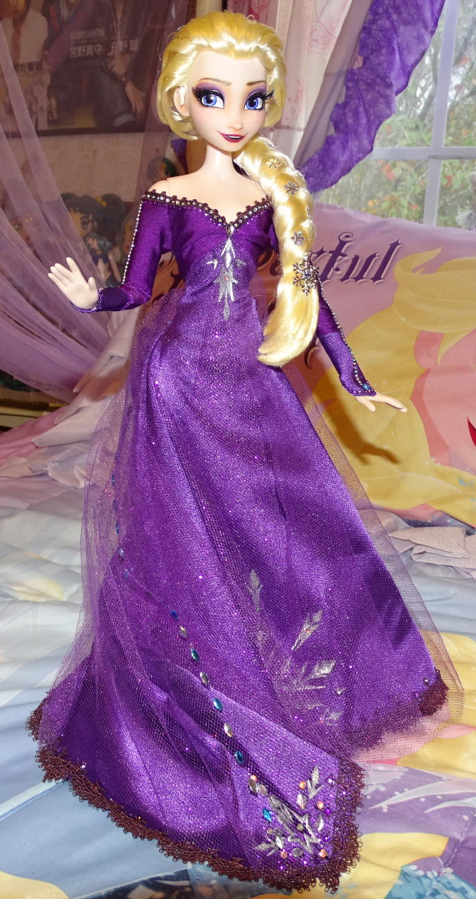 Elsa's nightgown frozen online 2