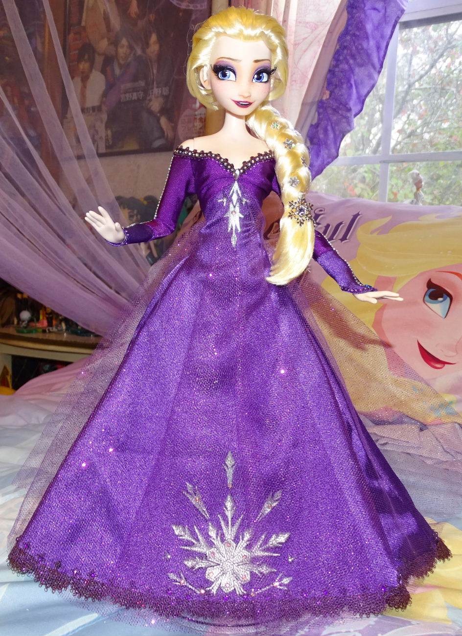 Disney store best sale elsa nightgown