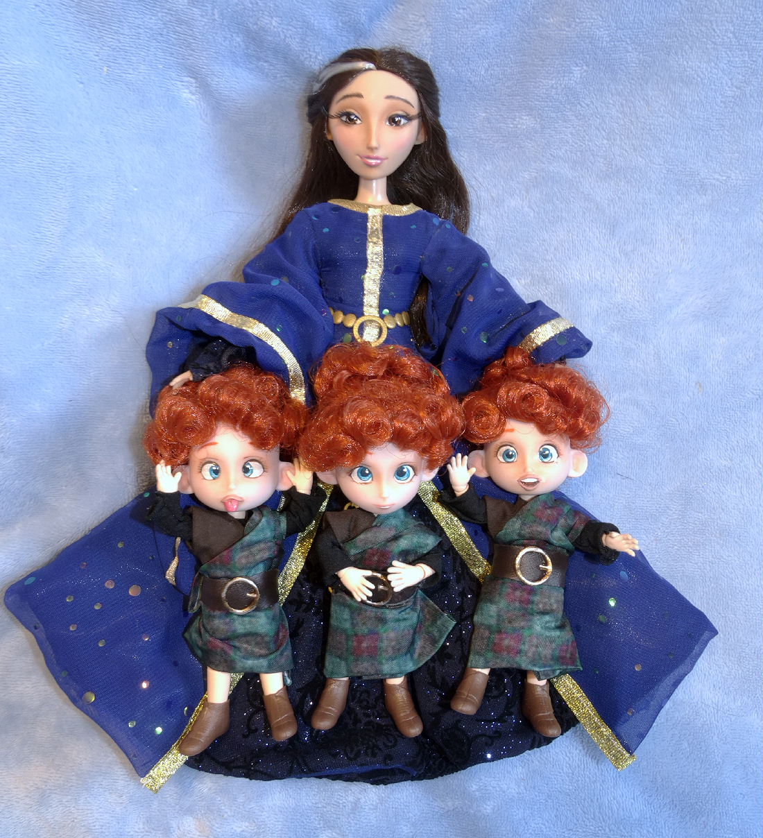 Queen 2024 elinor doll